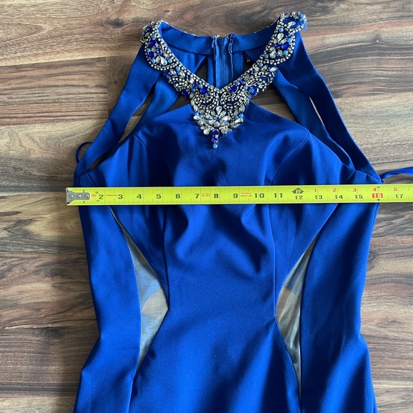 BNWT Nina Canacci beaded gown - Picture 7 of 11